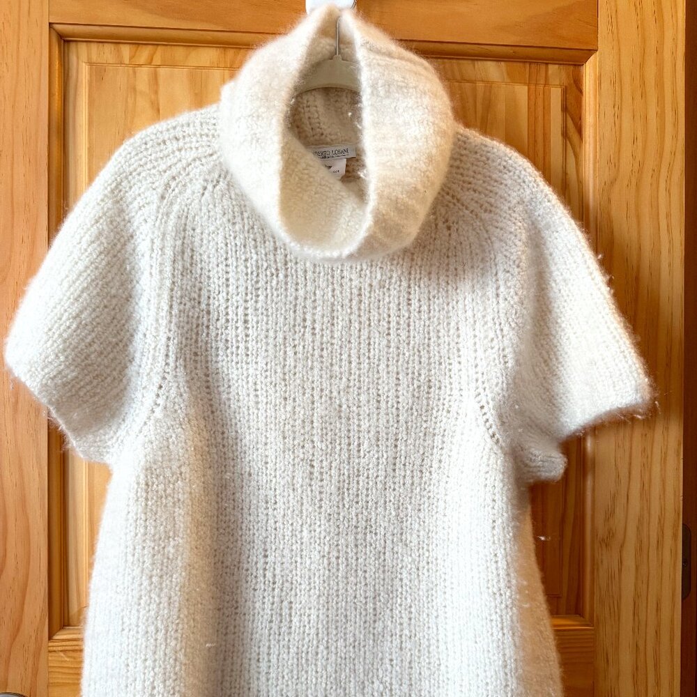 Luxury Winter White Cashmere Sweater by Italian designer Lamerto Losani